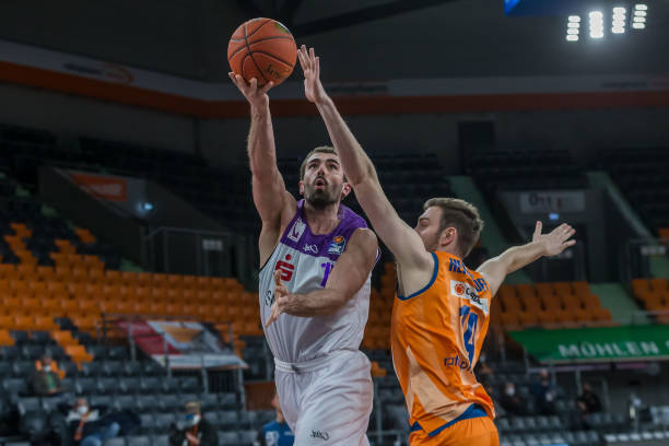 展现出其一 展现出其一