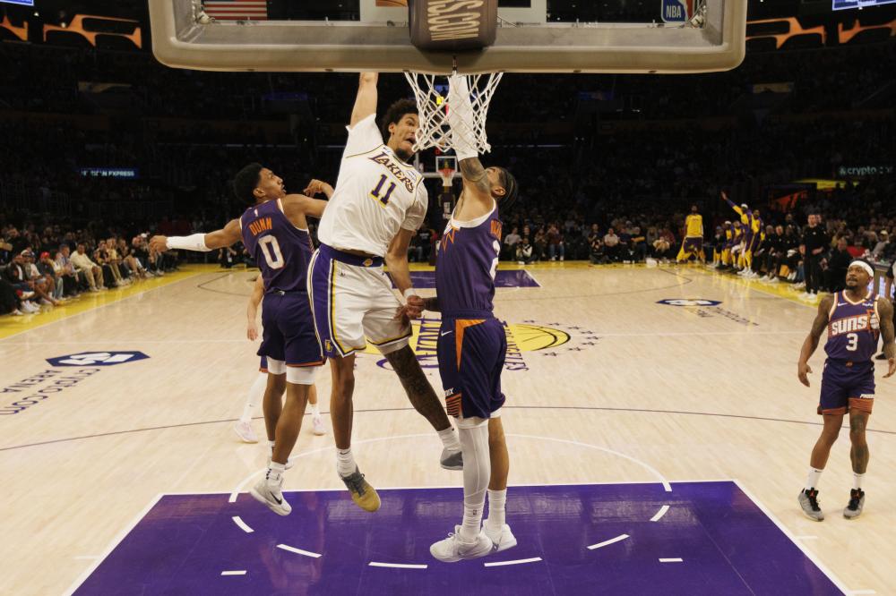 记者称劳塔罗没进FIFA年度最佳候选是笑话.