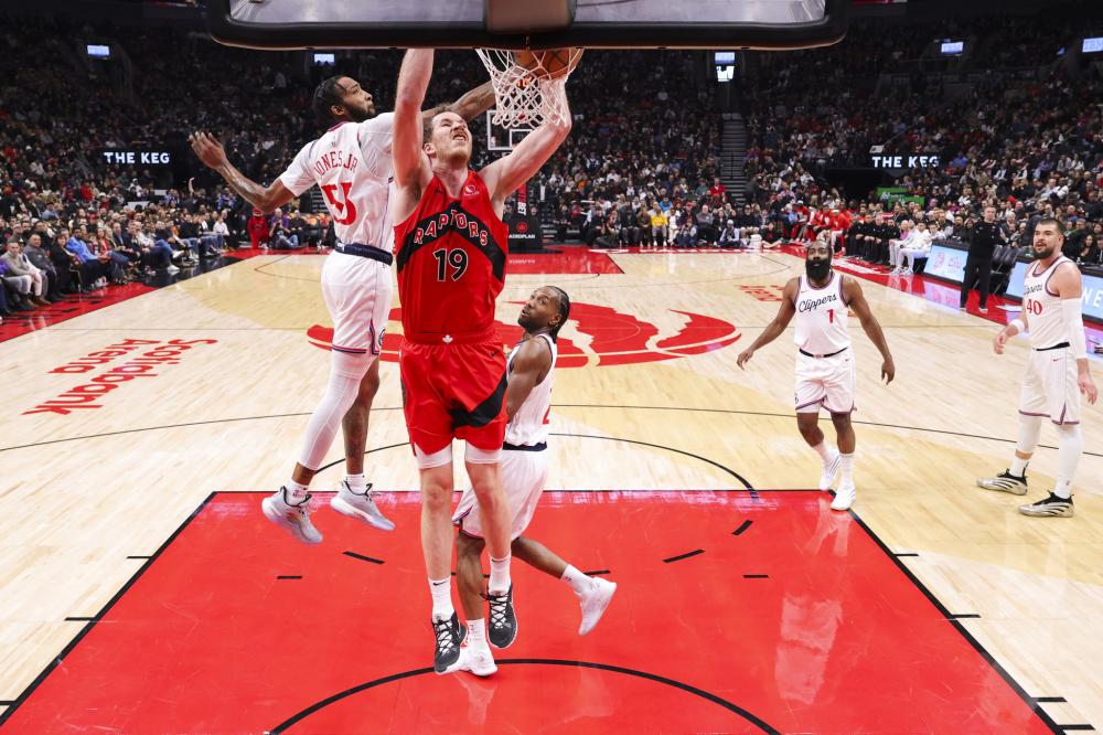 他依然带伤 他依然带伤