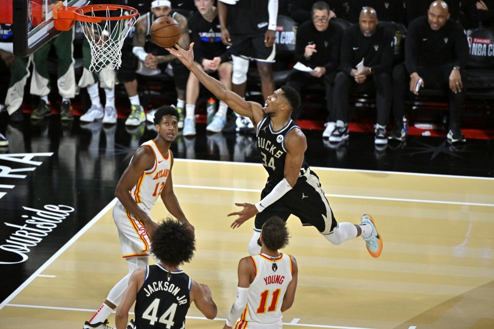 更是在整个 更是在整个