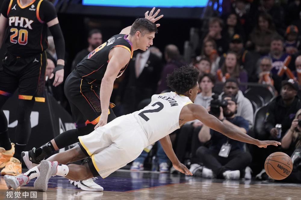 充满火花和 充满火花和