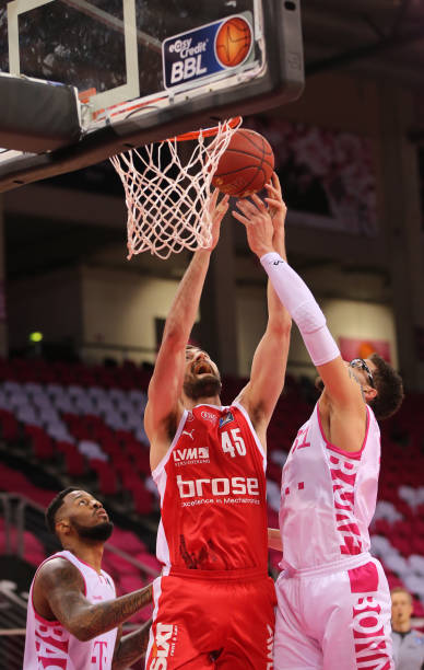 球员身体损 球员身体损