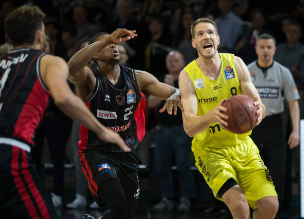 能及时补位 能及时补位